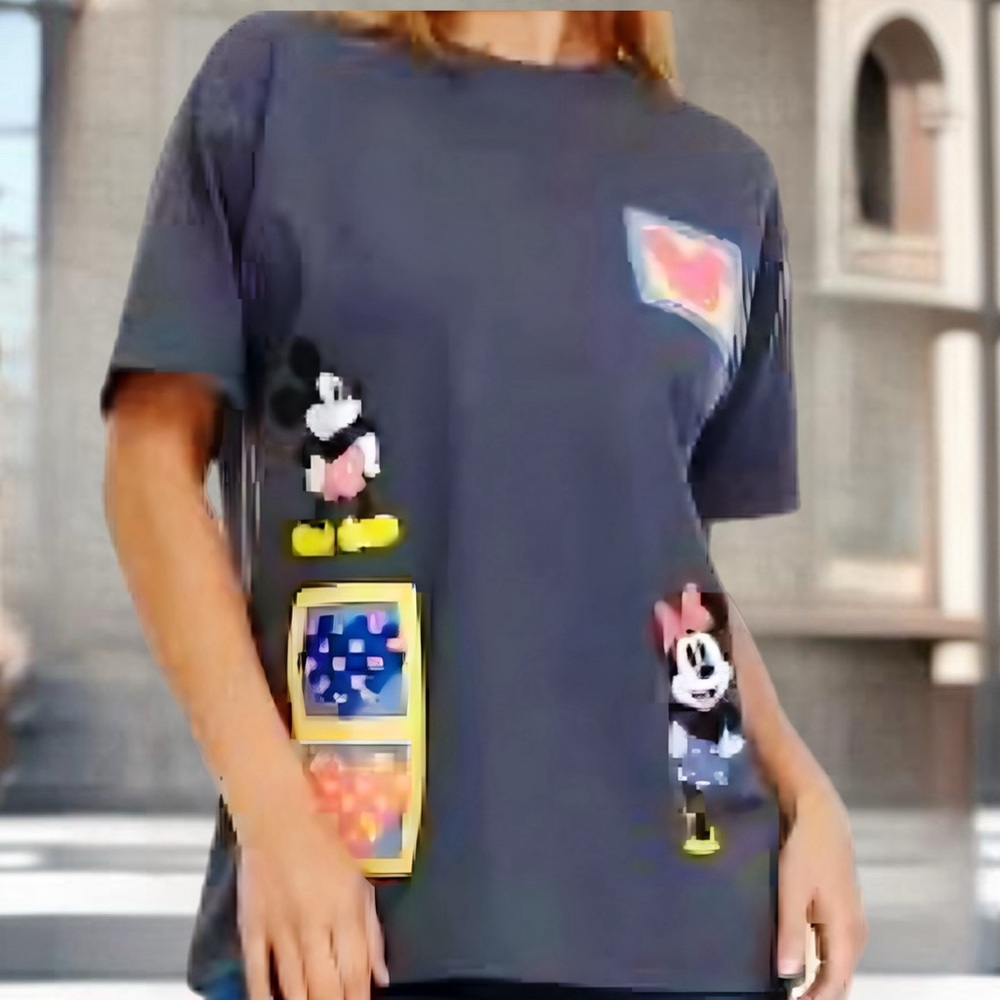 Disney Adult Crochet patches T-Shirt with Mickey and Minnie NWT